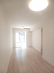 ウニコ　2 104 1階1LDKのリビング/ダイニング