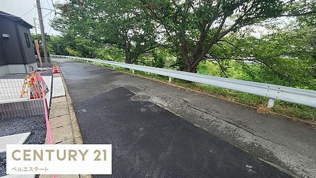 前面道路です。