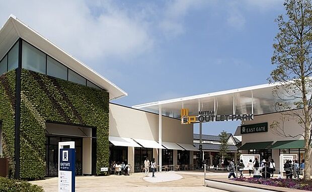 三井アウトレットパーク木更津まで4554m