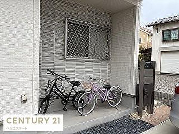 駐輪スペースもあります。
