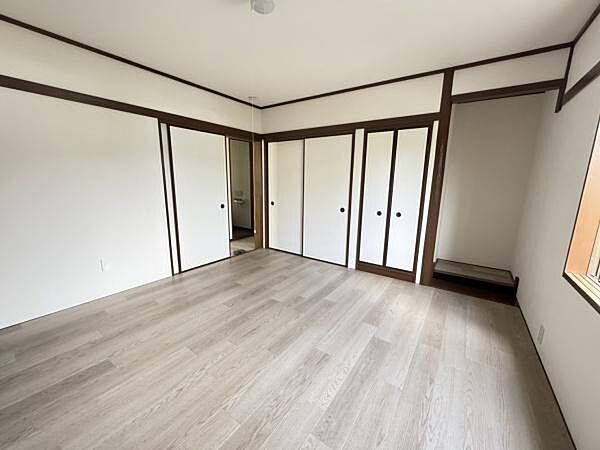 全居室6帖以上のゆとりある間取り。プライベート空間も快適に過ごせます。