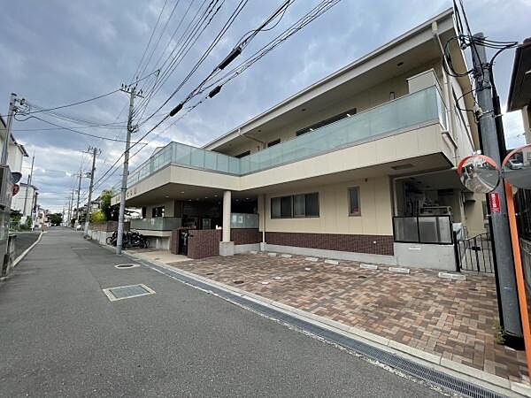 川添こども園まで826m