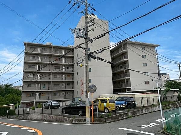 外観：327002672019