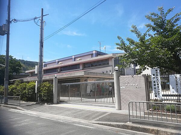 島本町立第一幼稚園まで356m