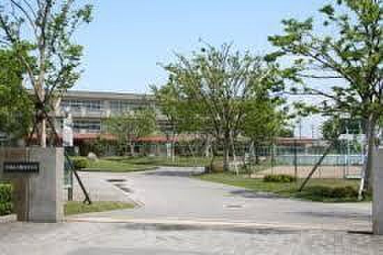 明和小学校まで950m