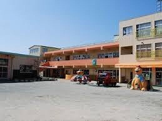 二本木幼稚園まで290m