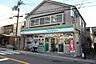 周辺：ファミリーマート桃山御香宮前店まで329m