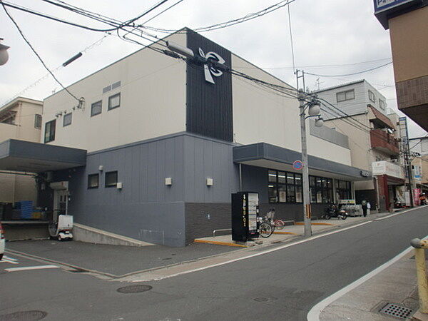 フレスコ墨染店まで679m