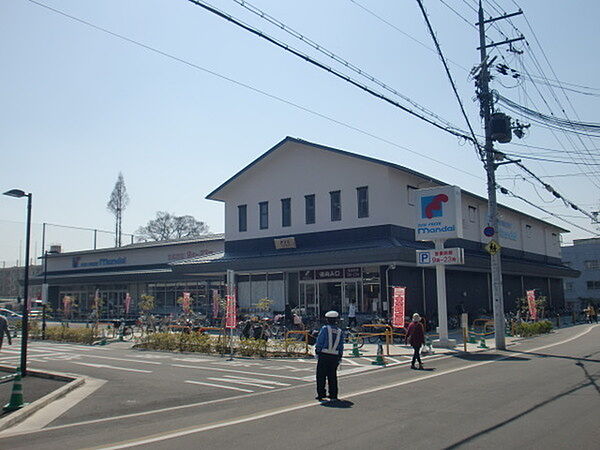 万代丹波橋店まで292m