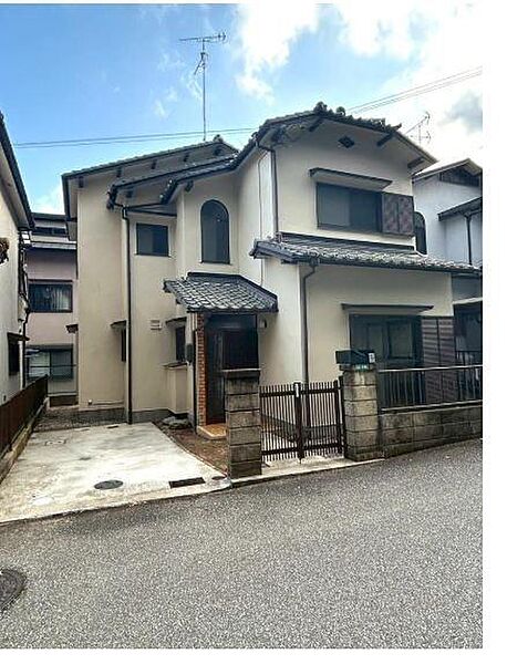 外観：328000670755