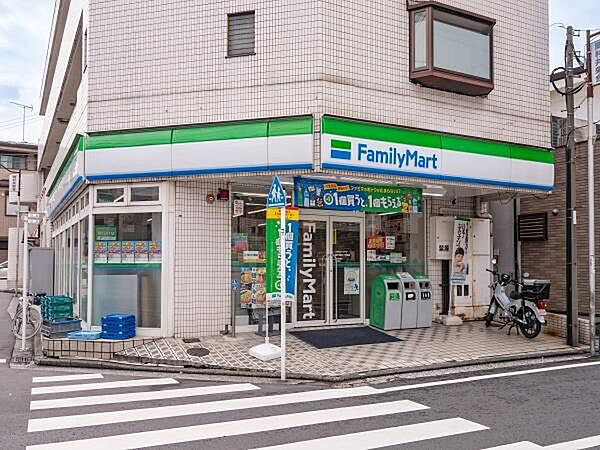 ファミリーマート磯子岡村一丁目店まで306m