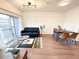 アーベイン朝霞リーデンス 3LDKのリビング/ダイニング