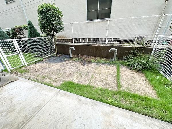 専用庭付きで、簡易ドッグランとしても利用できますね♪