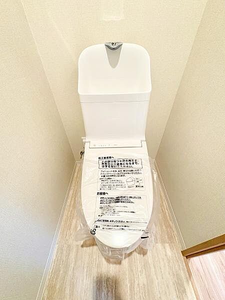 【同社施工例】現在リフォーム中の物件ですが、現地にて棟内の雰囲気や周辺環境をご確認いただけるほか、同社施工のリフォーム済みのお部屋もご覧いただけます。完成前もぜひお気軽にお問合せください♪