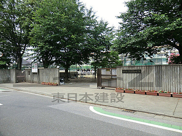 朝霞市立朝霞第四中学校まで797m
