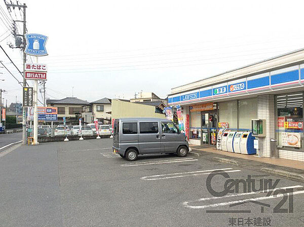 ローソン和光下新倉店まで667m