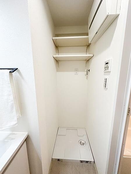 【同社施工例】現在建築中の物件ですが、現地にて場所の雰囲気や周辺環境をご確認いただけるほか、同社施工の建築済みの物件もご覧いただけます。完成前もぜひお気軽にお問合せください♪