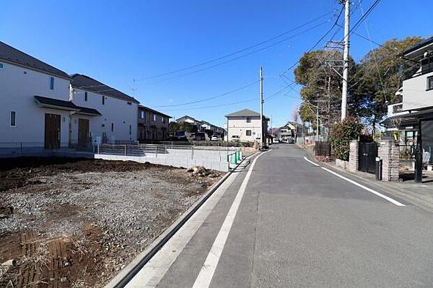 静かな住環境の現地です。