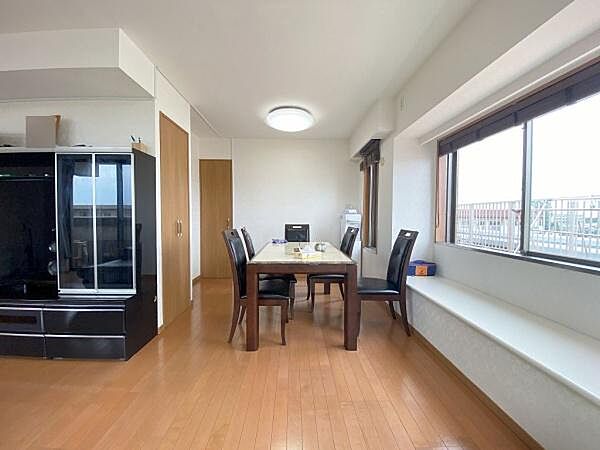apartment 東京都羽村市神明台３丁目
地図を見る