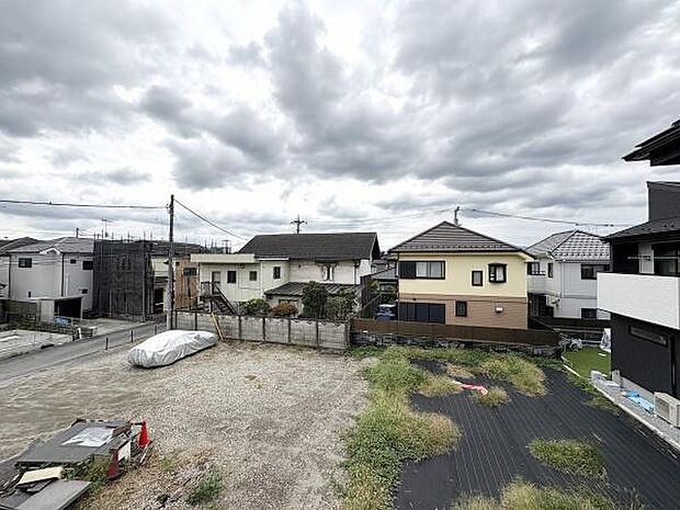 現地バルコニーからの眺望。