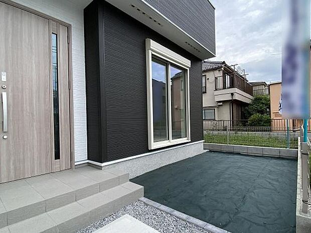 お庭スペースがあります。