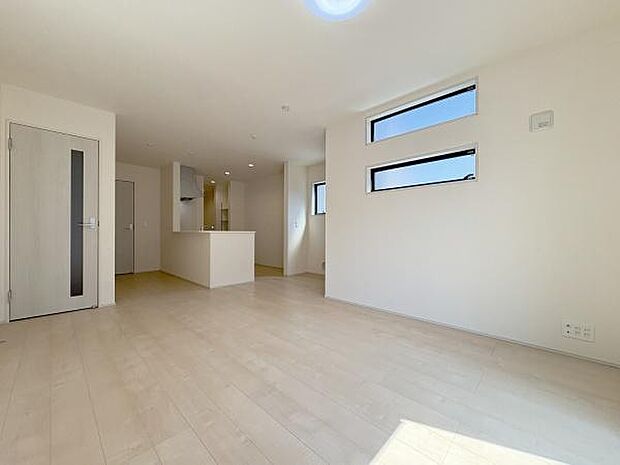 居心地のよいリビング。16.25帖です。