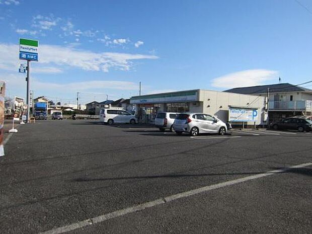 ファミリーマートあきる野下代継店まで1807m