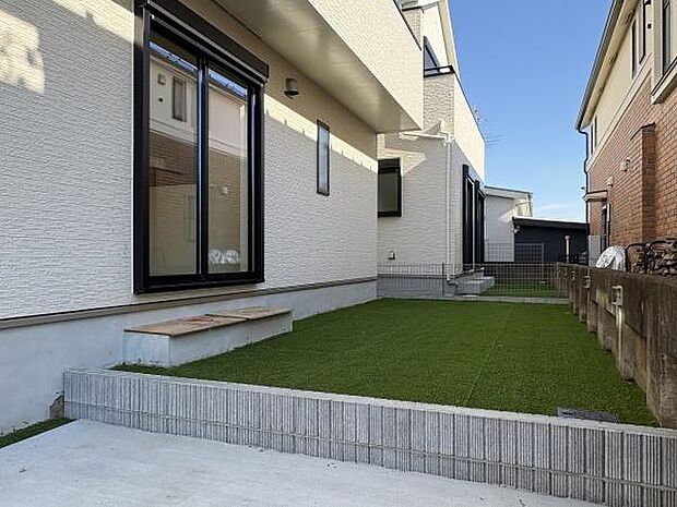 お庭スペースがあります。