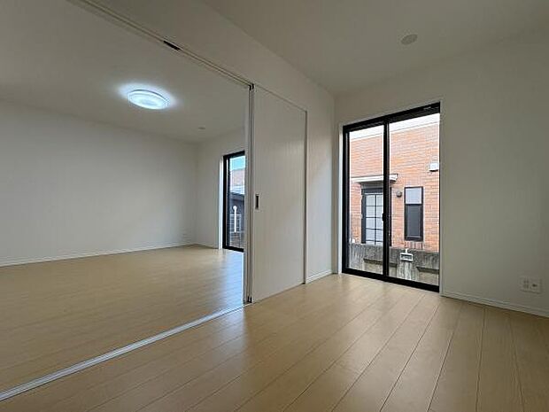 1階5.06帖洋室。