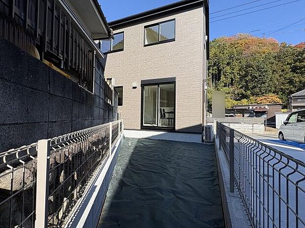 現地・建物の様子です。