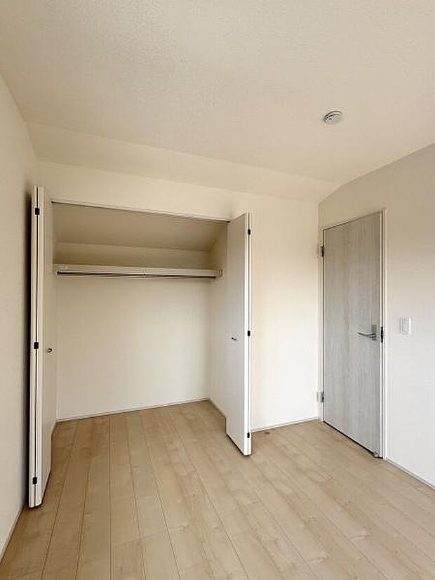 7.5帖洋室内クローゼット