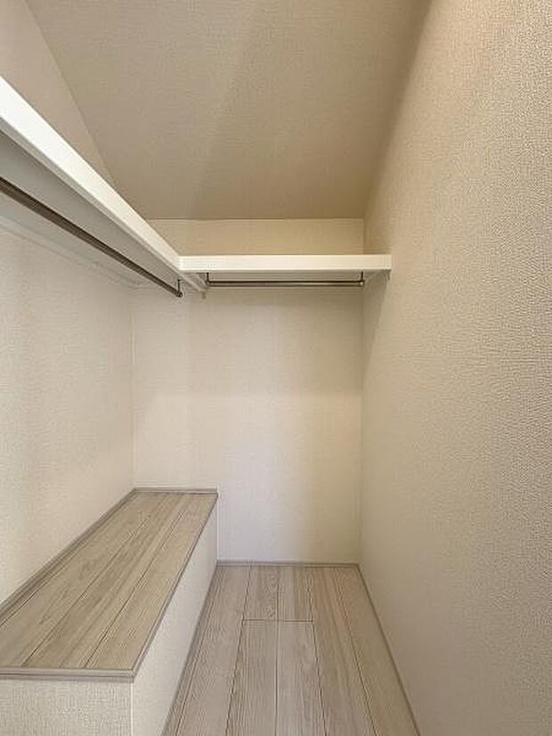 6.92帖洋室の大容量ウォークインクローゼット