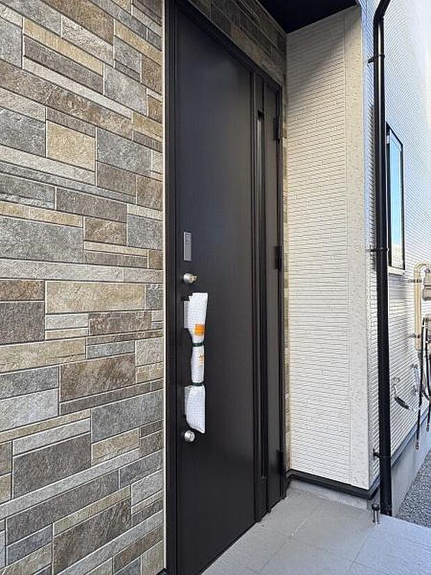 玄関外の様子です。