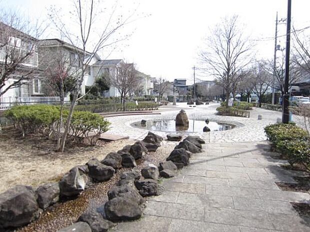 平松緑地まで659m