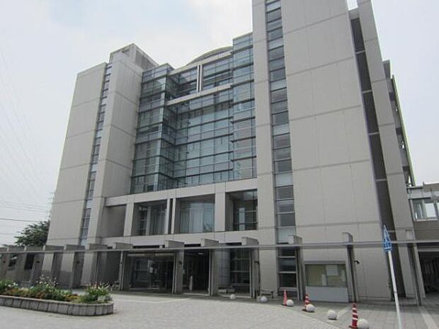 あきる野市役所まで1828m