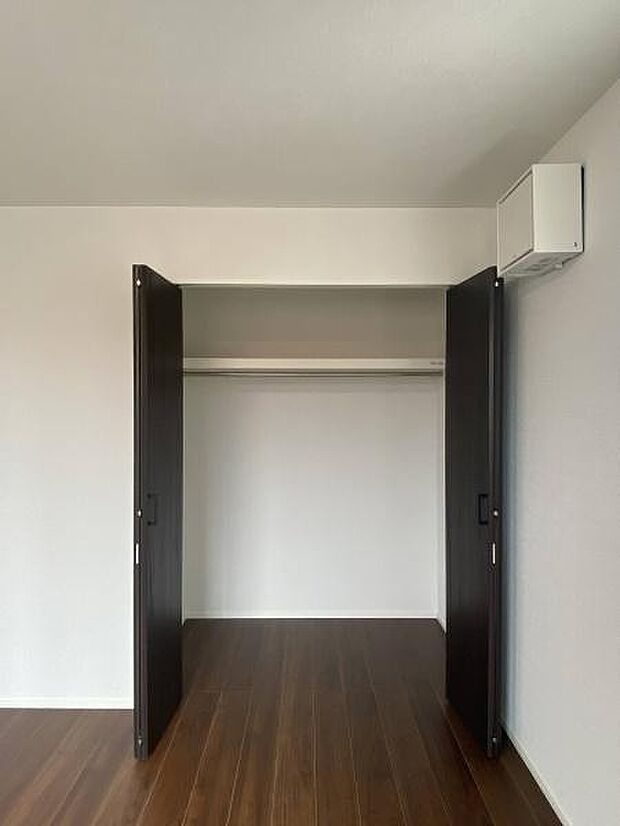 8帖洋室内クローゼット