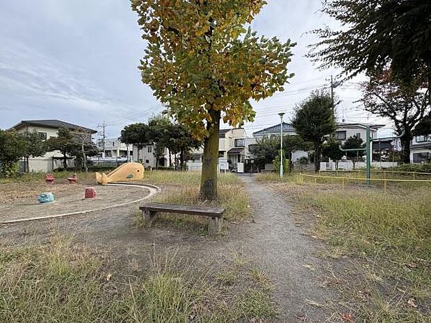 仲田公園まで102m