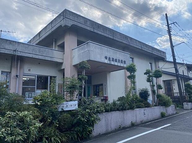 屋城児童館まで913m