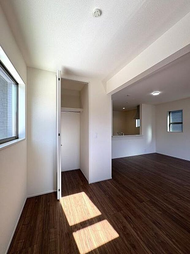 3帖内クローゼット。全居室収納付きです。