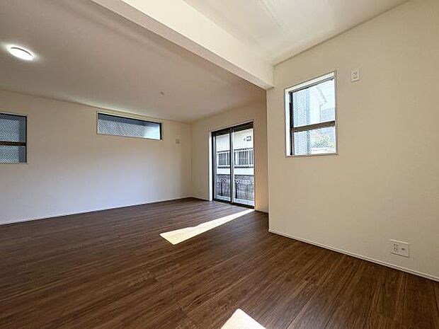 リビングの続き間なので使い方いろいろの3帖のお部屋