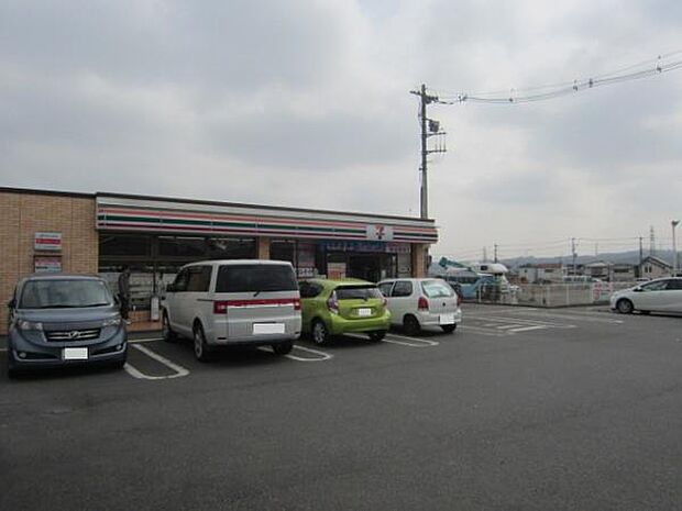 セブンイレブンあきる野伊奈店まで414m