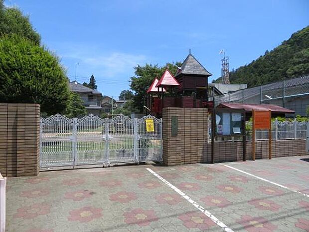 畑中保育園まで635m