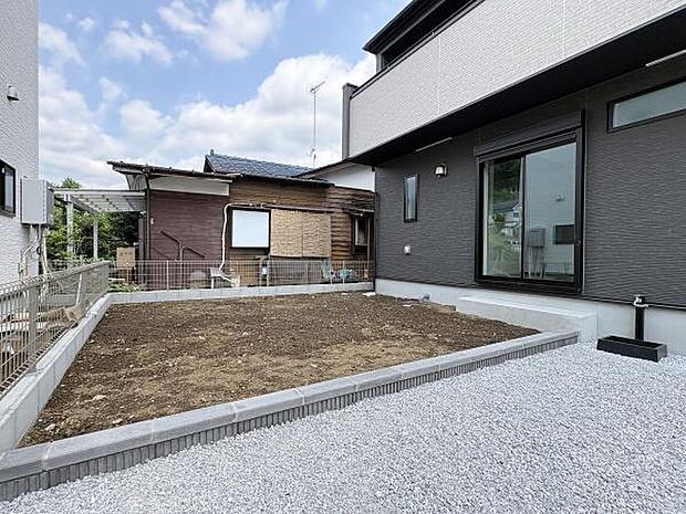 広々とした専用庭。