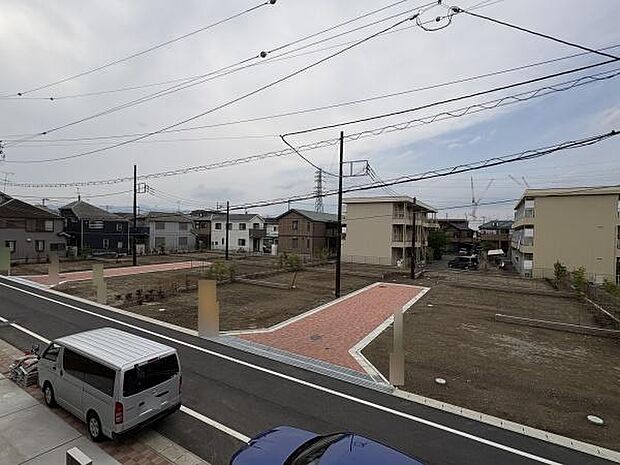 現地バルコニーからの眺望。