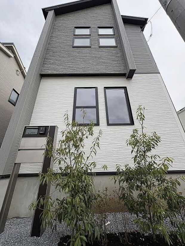 現地外観の様子