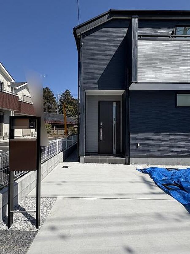 玄関外の様子です。