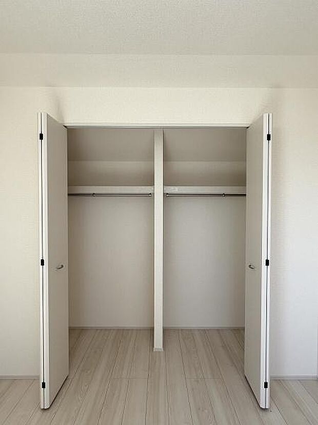 9帖洋室内クローゼット