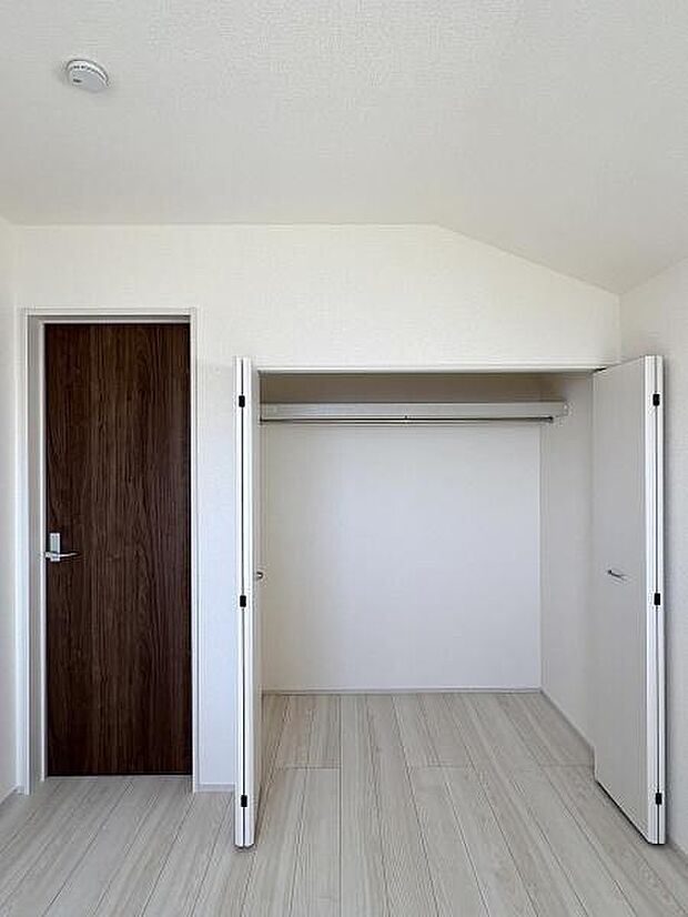 6帖洋室内クローゼット