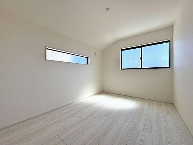 6帖洋室の様子です。