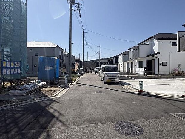 車の出し入れしやすい前面道路